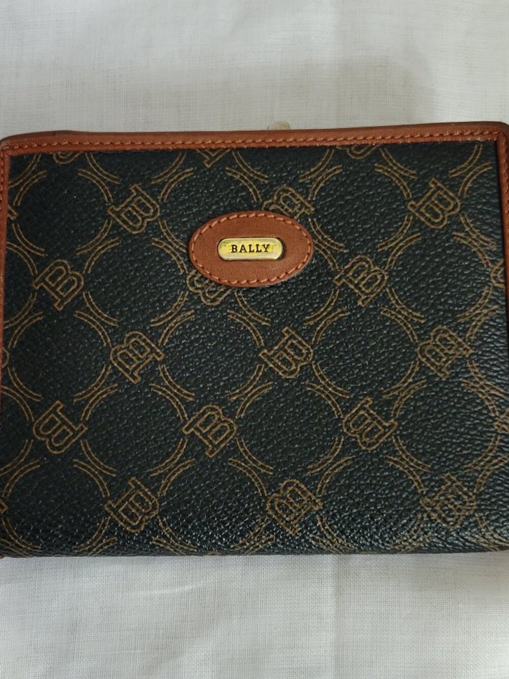 Bally International Genuine Leather Wallet/Card Holder - Mad in Italy